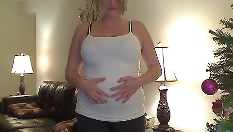 It's (Pregnant) Christmas Time